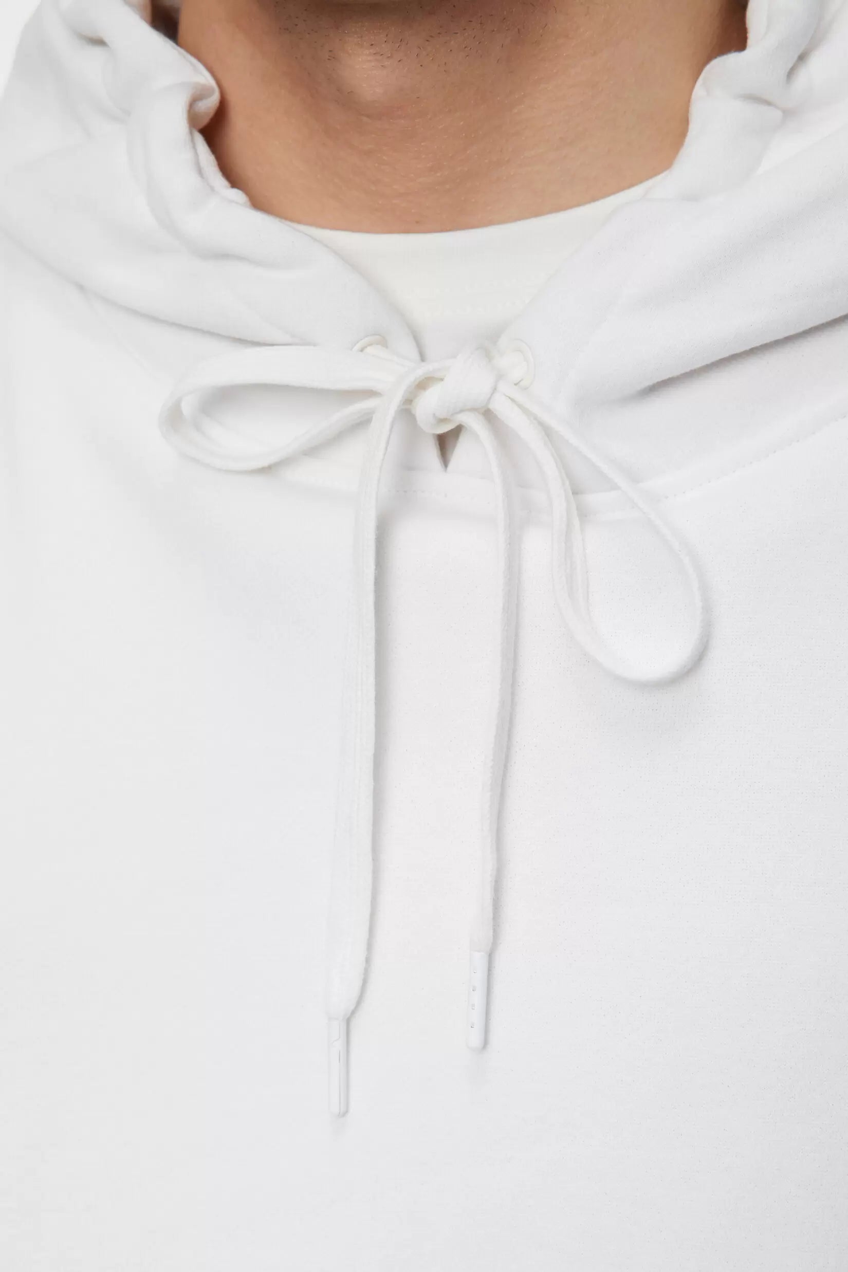 MEN ROUND NECK KANGAROO POCKET DRAWSTRING OVERHEAD HOODIE