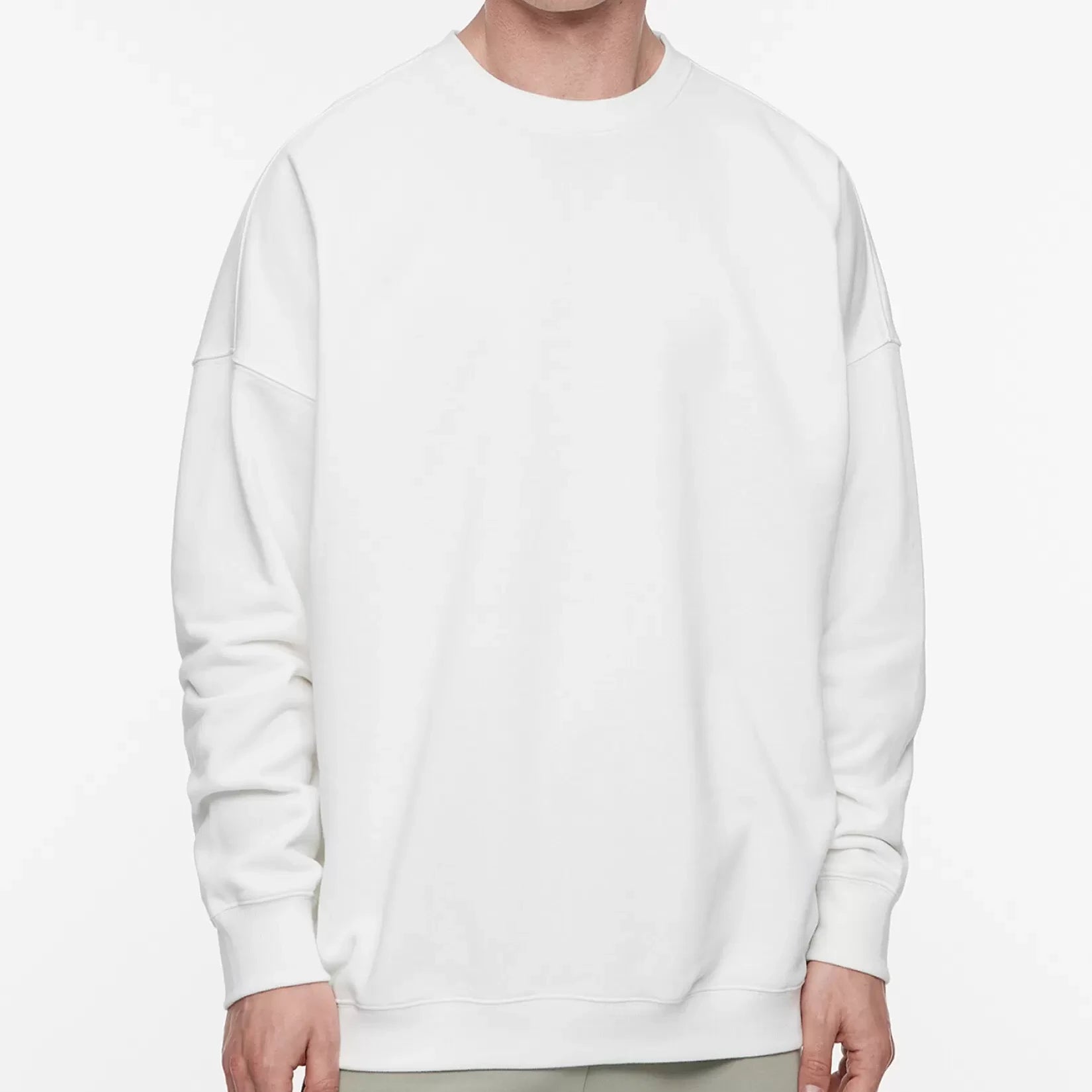 MEN ROUND NECK DROP SHOULDER SWEATSHIRT