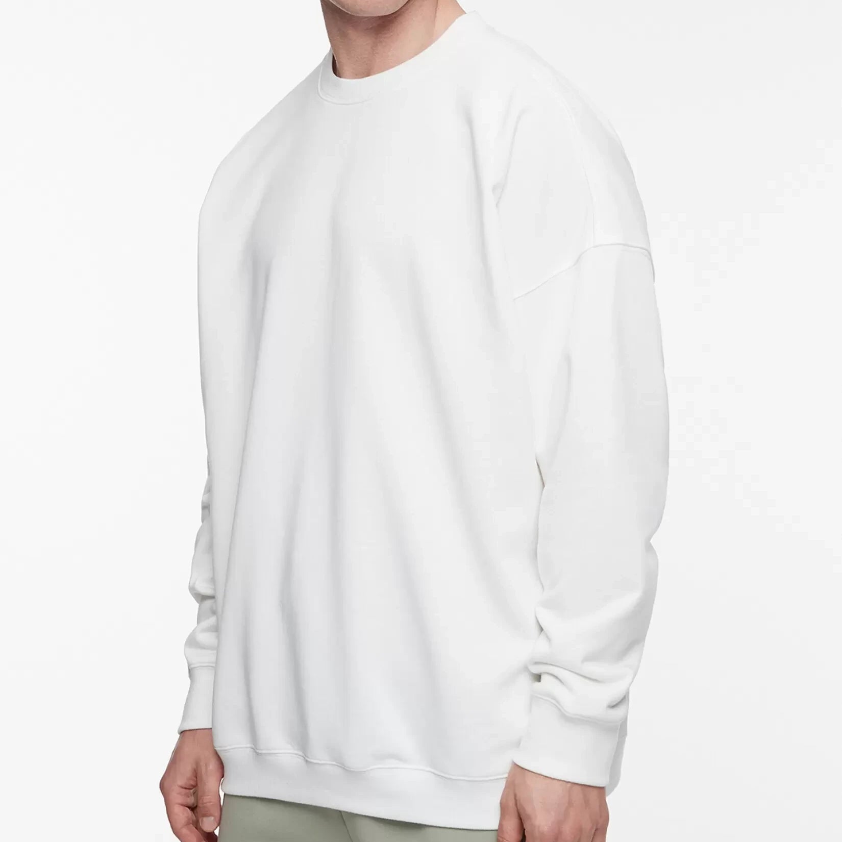 MEN ROUND NECK DROP SHOULDER SWEATSHIRT